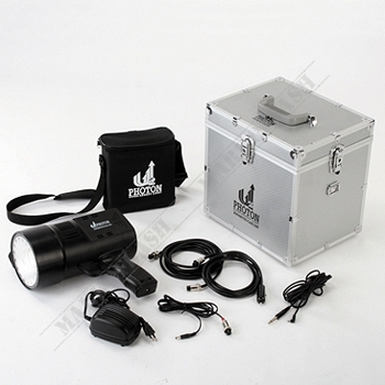 Large_AF03_Lampa_plenerowa_U2_400Ws