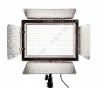 Lampa  YN-900 LED z regulacja barwy sterowana pilotem lub telefonem